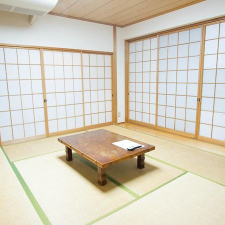 駅前山小屋a-Yard Ome Rum bild